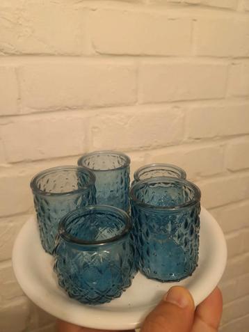 Kaarsenhouder met unieke designkaars (6) beschikbaar voor biedingen