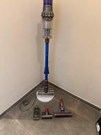 Dyson V11 + 2 batteries d’origine + socle alu de charge, Electroménager, Enlèvement, Utilisé, Réservoir, Aspirateur