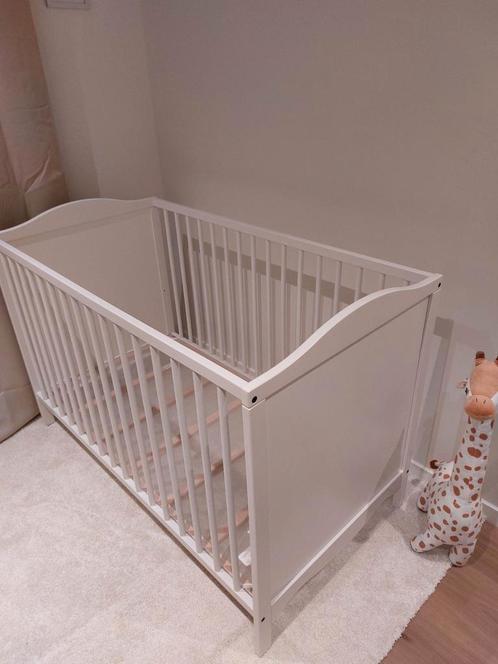 Ikea Smågöra kinderbedje– zo goed als nieuw, Kinderen en Baby's, Kinderkamer | Complete kinderkamers, Zo goed als nieuw, Jongetje of Meisje