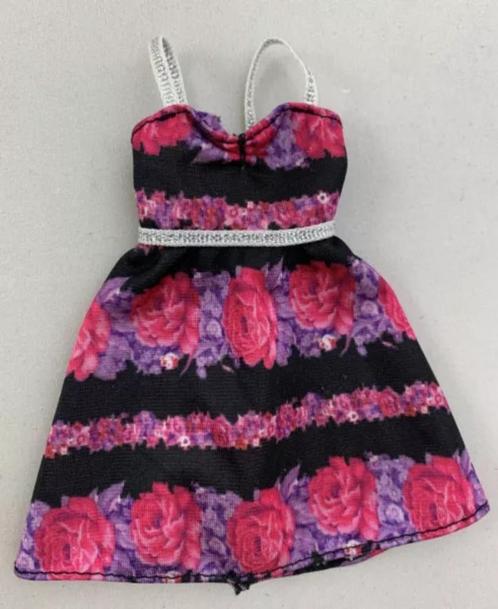 Barbie Fashionistas 28 kleding pop DMF30 BD2015 Mattel 2015, Verzamelen, Poppen, Zo goed als nieuw, Pop, Verzenden