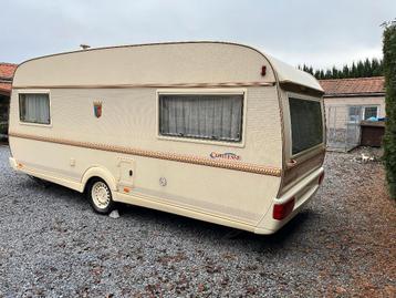 Magtige mooie tabbert comtesse vaste slaapkamer en met MOVER