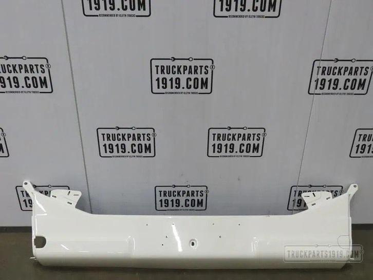 Scania 2077928 Bumper midden, Auto-onderdelen, Vrachtwagen-onderdelen, Scania, Carrosserie en Plaatwerk, Gebruikt, Ophalen