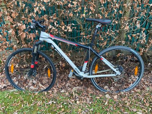 Trek 8.3 ds hybride fiets, Fietsen en Brommers, Fietsen | Mountainbikes en ATB, Gebruikt, Heren, Trek, Ophalen