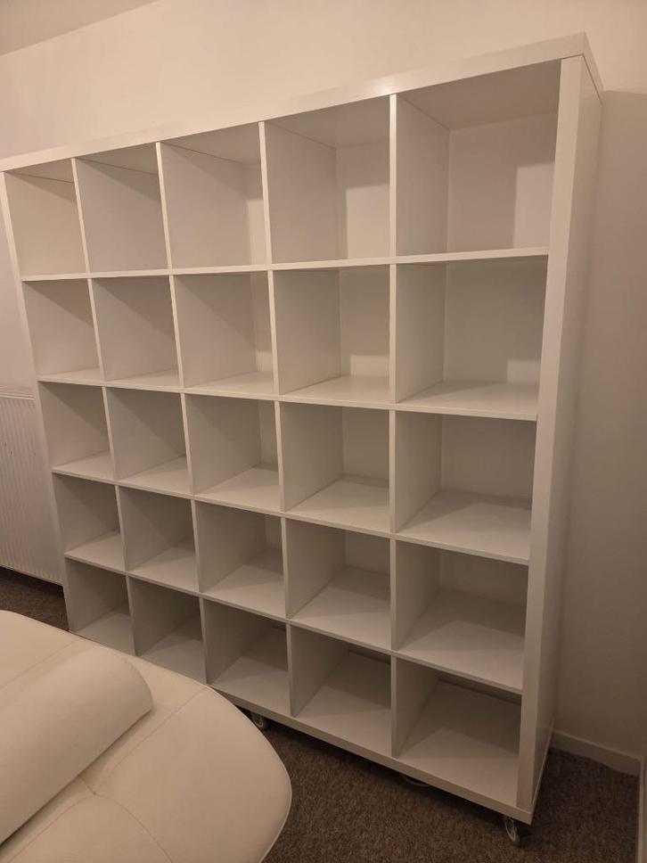 Kallax kast 25 vakjes, Huis en Inrichting, Kasten | Boekenkasten, Gebruikt, 150 tot 200 cm, 150 tot 200 cm, 25 tot 50 cm, Met plank(en)