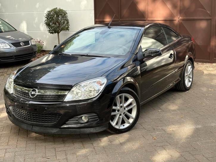 Opel Astra 1.9Cdti Cosmo TwinTop Airco/Zetelvrw/Pdc/Garantie, Auto's, Opel, Bedrijf, Te koop, Astra, ABS, Airbags, Airconditioning