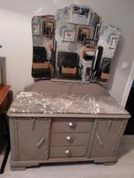 Gratis kast met spiegel, Ophalen