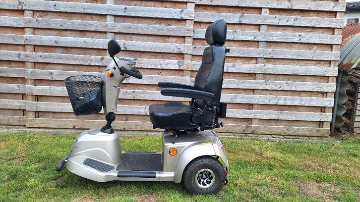 Scooter vh merk Vermeiren - ceres, Diversen, Brommobielen en Scootmobielen, Zo goed als nieuw, Vermeiren, 11 t/m 15 km/u, Ophalen