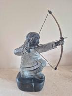 Vintage Canadees beeld boogschutter inuit uit speksteen, Ophalen