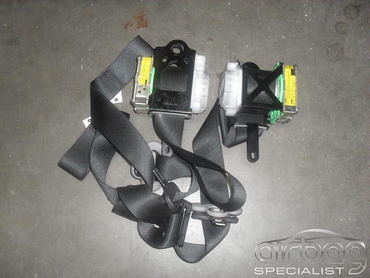 Gordelspanner set toyota yaris model 2006-2011, Auto-onderdelen, Interieur en Bekleding, Toyota, Gebruikt, Ophalen of Verzenden