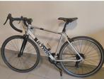 Decathlon Btwin Triban 100 gravelbike maat Medium, Fietsen en Brommers, Ophalen, Gebruikt