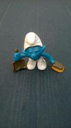 Schtroumpf avec pelle et balayette 2.0184, Collections, Schtroumpfs, Enlèvement ou Envoi, Utilisé, Autres Schtroumpfs, Poupée, Figurine ou Peluche