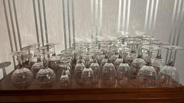 Set afgeschuinde glazen uit de jaren 50, Verzamelen, Glas en Drinkglazen, Zo goed als nieuw, Ophalen