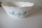 saladier arcopal myosotis 24cm, Antiquités & Art, Enlèvement