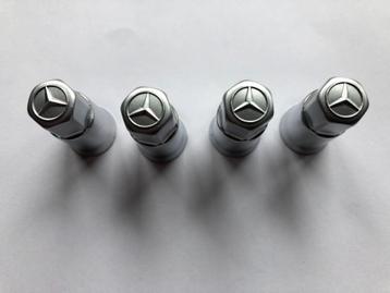 4 bouchons de valves en métal  original Mercedes Neuf