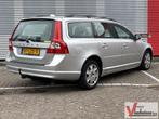Volvo V70 2.0 D3 Momentum | Leder | Cruise | Climate | PDC |, Auto's, Automaat, Parkeersensor, V70, Zilver of Grijs