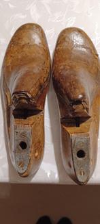 THEATEFRES: schoenvorm Vintage rustieke schoen jaren 1900, Antiek en Kunst, Antiek | Gereedschap en Instrumenten, Ophalen of Verzenden