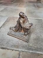 Jolie petite statue en étain de Jésus priant, Comme neuf, Enlèvement ou Envoi