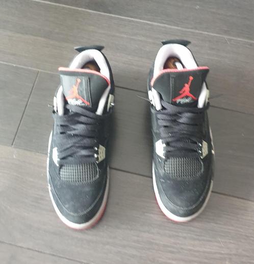 Jordan 4 Retro BRED (2012) taille 42,5, Kleding | Heren, Schoenen, Zo goed als nieuw, Sneakers, Zwart, Ophalen of Verzenden