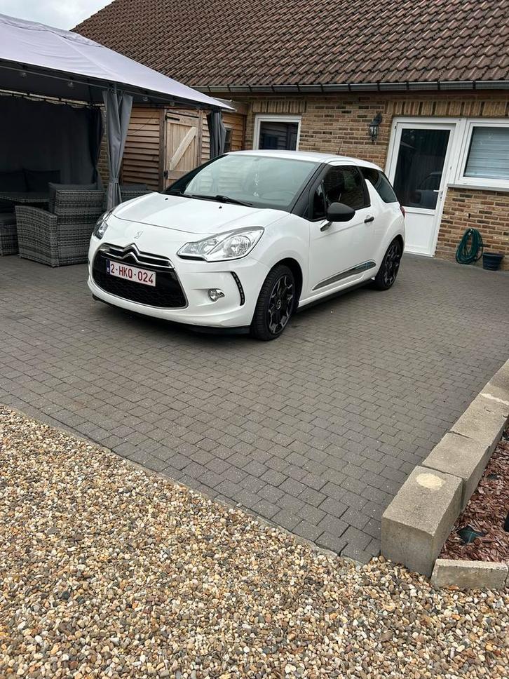 Citroën DS3 1.6i benzine, Auto's, Citroën, Particulier, DS3, ABS, Adaptieve lichten, Airbags, Airconditioning, Boordcomputer, Centrale vergrendeling