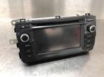 RADIO Toyota Auris (E18) (01-2012/03-2019) (8614002010), Gebruikt, Toyota