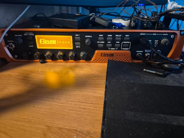 Avid Eleven Rack modeler, Muziek en Instrumenten, Effecten, Ophalen of Verzenden