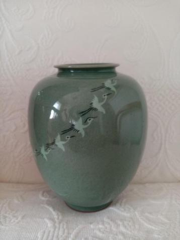 Vase Coréen en céramique céladon style Maebyeong 1980s 16cm