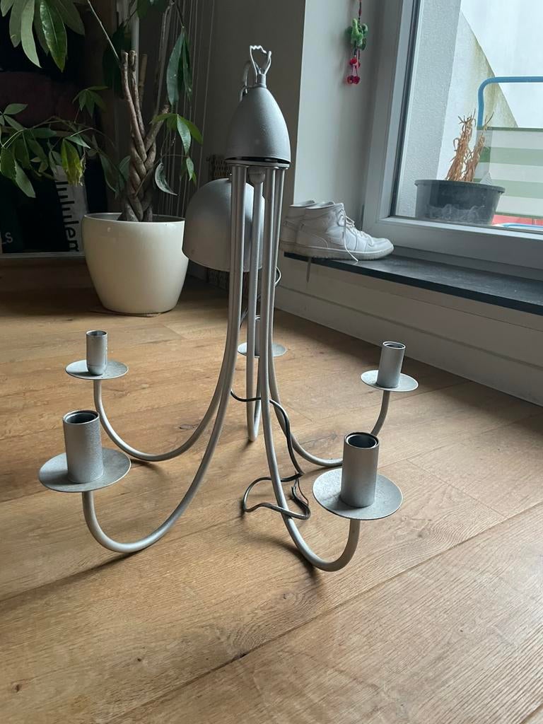 un lustre, Huis en Inrichting, Lampen | Kroonluchters, Zo goed als nieuw, Metaal, Ophalen of Verzenden