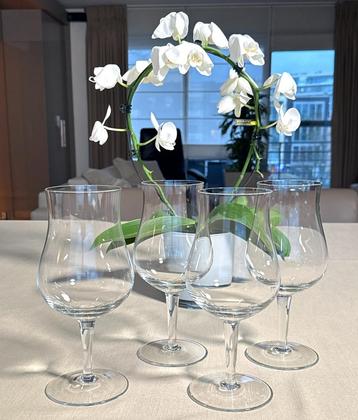 Set met 4 Bourgogne glazen / Bordeaux glazen / rode wijnglas beschikbaar voor biedingen