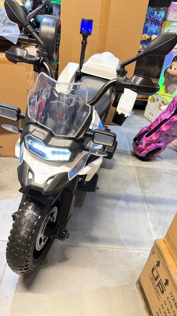 Elektrische Bmw PolitieF850 GS-P️Zwaailichten & Sirene, Kinderen en Baby's, Speelgoed | Buiten | Accuvoertuigen, Ophalen