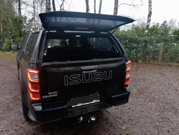 Betrouwbare Isuzu lichte vracht te koop, Autos, Isuzu, Particulier, D-Max, 4x4, ABS, Caméra de recul, Phares directionnels, Régulateur de distance