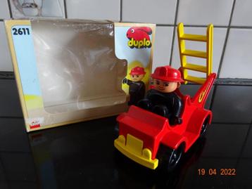 2611 LEGO Duplo Fire Engine*VINTAGE* 1985 *