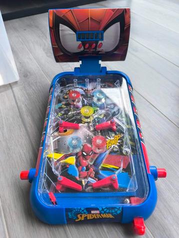 Flipperkast spiderman beschikbaar voor biedingen