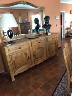 Eetplaats met een dressoir en barkast ..tafel met 6 stoelen, Ophalen, Zo goed als nieuw
