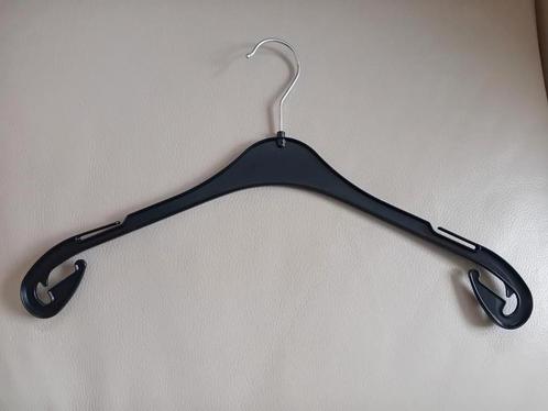 Kunststof kledinghangers - 43cm - 50 stuks, Kleding | Dames, Kledinghangers, Zo goed als nieuw, Kunststof, Ophalen