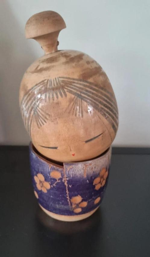 Leuke Kokeshi van Sugai Sato. Sato-san (1920-), Antiek en Kunst, Kunst | Beelden en Houtsnijwerken, Verzenden