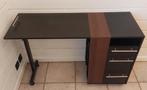 Nageltafel / bureau, Ophalen, Met wielen, Gebruikt, Bureau