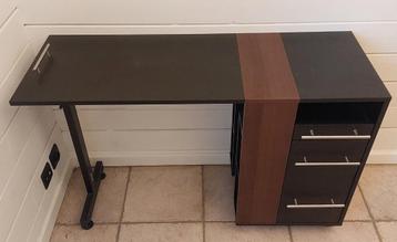 Table/bureau à ongles, Enlèvement, Avec roues, Utilisé, Bureau