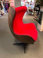 Egg chair rood. Nieuw!, Huis en Inrichting, Fauteuils, Ophalen, Nieuw, Metaal, Design vintage landelijk modern