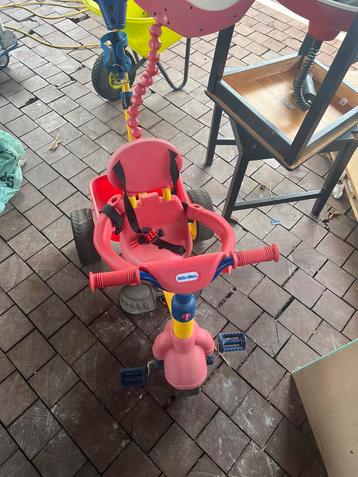 Little tike driewieler beschikbaar voor biedingen
