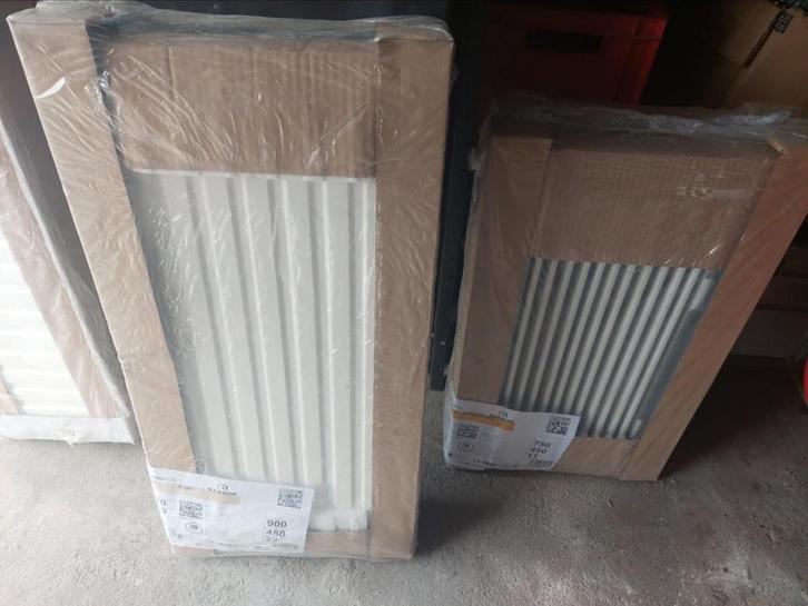 Radiateur, Doe-het-zelf en Bouw, Verwarming en Radiatoren, Zo goed als nieuw, Radiator, Ophalen