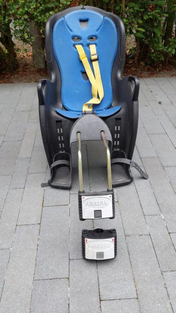 Hamax kiss fietsstoel + 2 adapters beschikbaar voor biedingen
