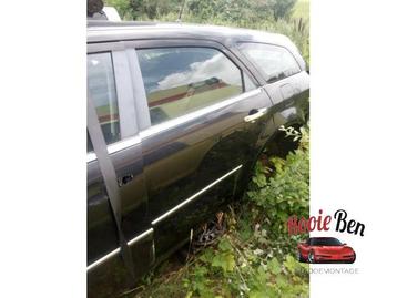 Portier 4Deurs links-achter van een Chrysler 300 C (PXR) beschikbaar voor biedingen