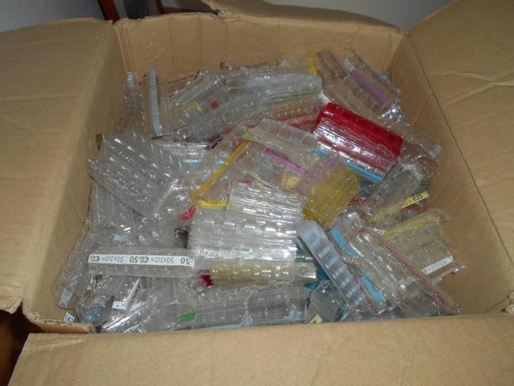 GROSSE CAISSE CARTOUCHES DE MONNAIE (+ DE 1000), Zakelijke goederen, Kantoor en Winkelinrichting | Kantoorartikelen, Beveiliging