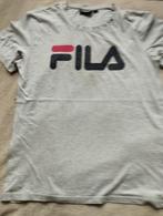 t-shirt lichtgrijs Fila korte mouwen Medium logo vooraan, Taille 48/50 (M), Porté, Enlèvement ou Envoi, Fila