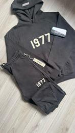ESSENTIALS FEAR OF GOD 1977 IRON BLACK, Ophalen, Zo goed als nieuw, Maat 48/50 (M)