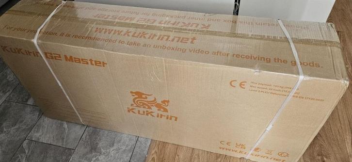 trottinette électrique Kukirin G2 master 2025 neuve, Fietsen en Brommers, Steps, Nieuw, Elektrische step (E-scooter), Ophalen