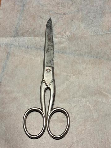 Paire de ciseaux vintage 18cm beschikbaar voor biedingen