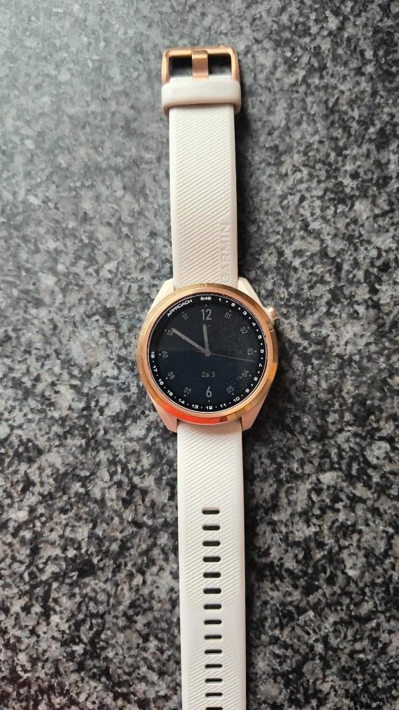 Garmin Approach S42 golf horloge, Bijoux, Sacs & Beauté, Montres de sport, Utilisé, Blanc, Distance, Bandage calorique, GPS, La taille