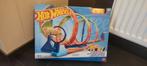 Hot Wheels racebaan looping twister, Kinderen en Baby's, Speelgoed | Racebanen, Ophalen of Verzenden, Zo goed als nieuw, Racebaan