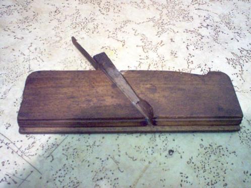 Rabot à moulure 20€ pièce, Antiek en Kunst, Antiek | Gereedschap en Instrumenten, Ophalen of Verzenden